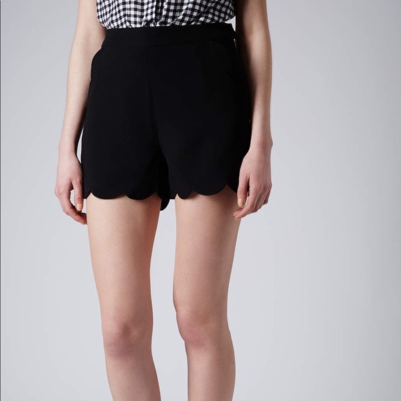 Topshop PETITE Pants - Topshop scallop shorts
